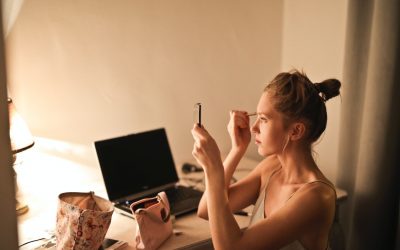 How to Create a Make Up Routine That Works for You