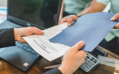 A Guide to Working With a Mortgage Broker